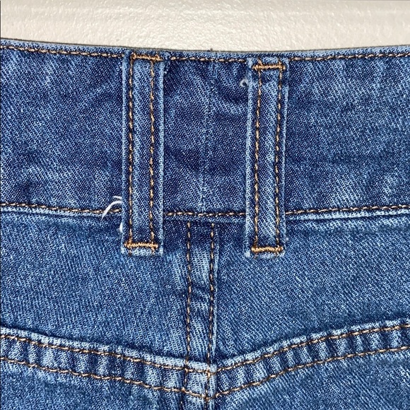 Maurices Best Seller Trixie High Rise Jean Shorts - Picture 10 of 13